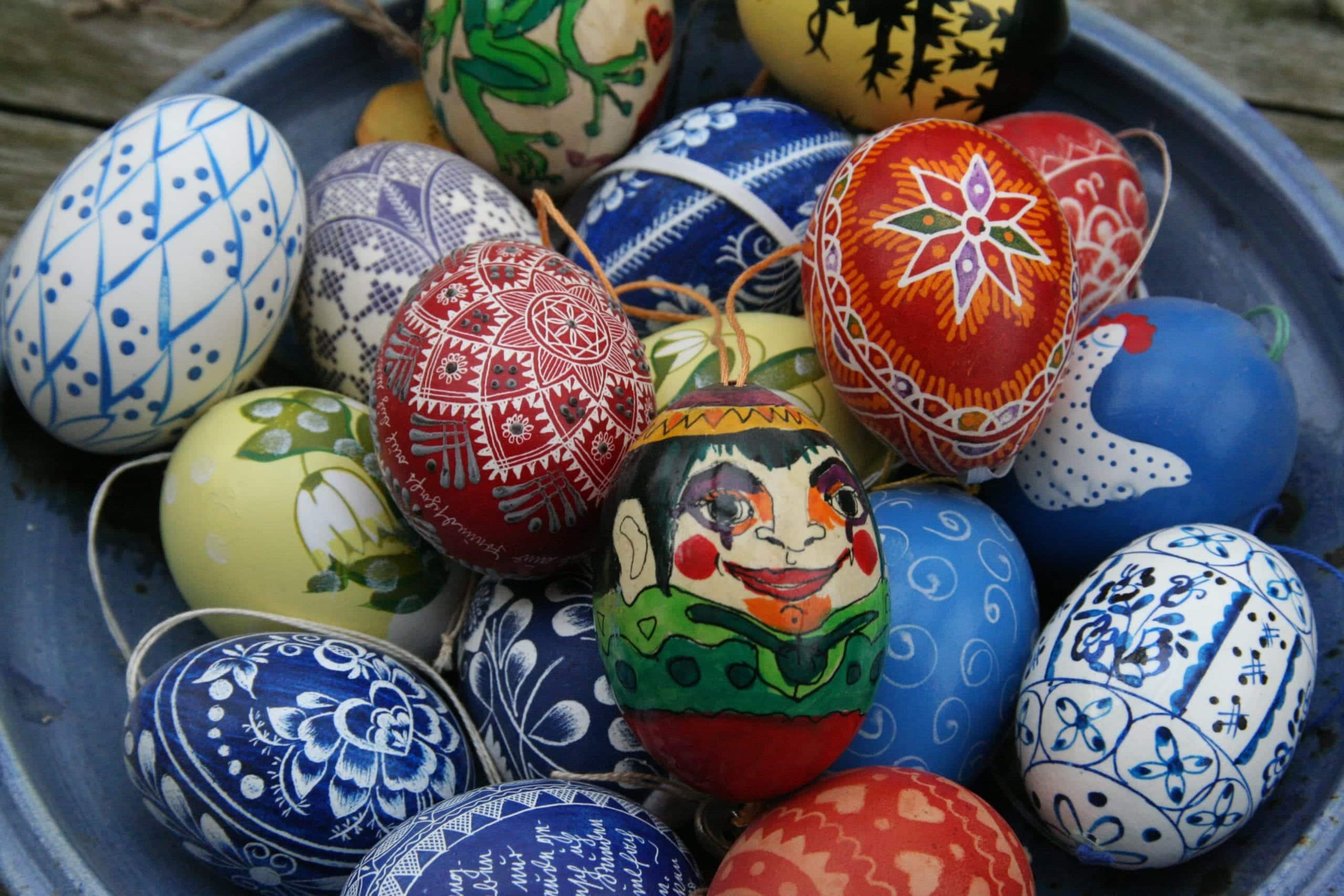 Как да сварим и боядисаме яйцата за Великден Великден наближава Време