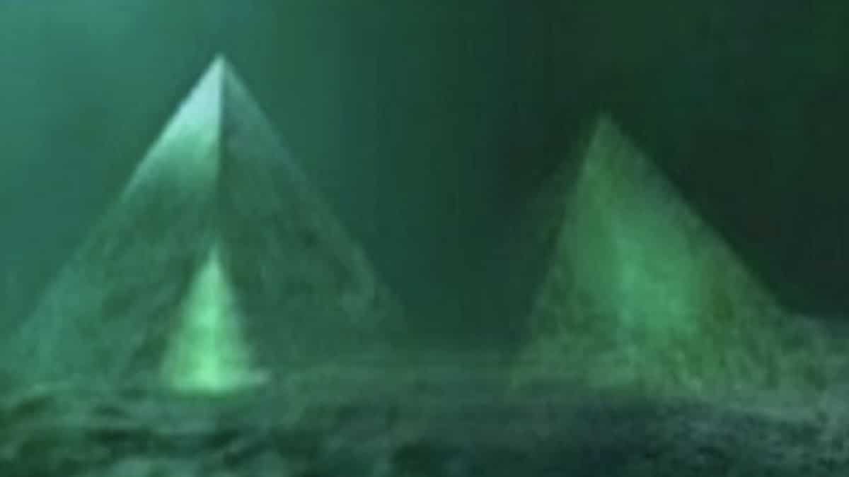 Откриха две гигантски кристални пирамиди на дъното на Бермудския триъгълник