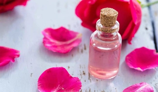 Употреба и ефекти на розово масло - как се прави българско розово масло