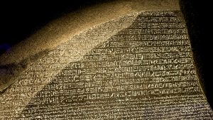 Разкодиран древен текст дава яснота за напреднала древна цивилизация, присъстваща във всички краища на света
