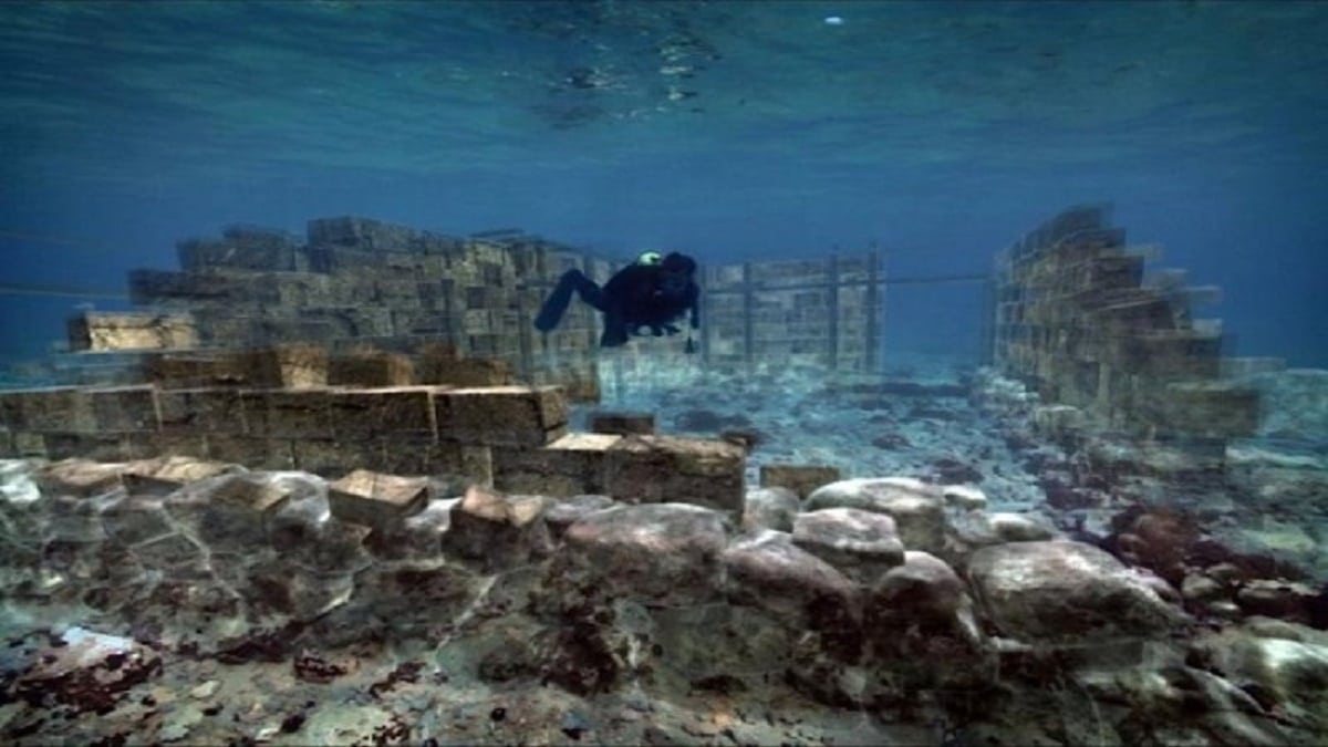5000 годишен потънал град в Гърция се смята за най-стария